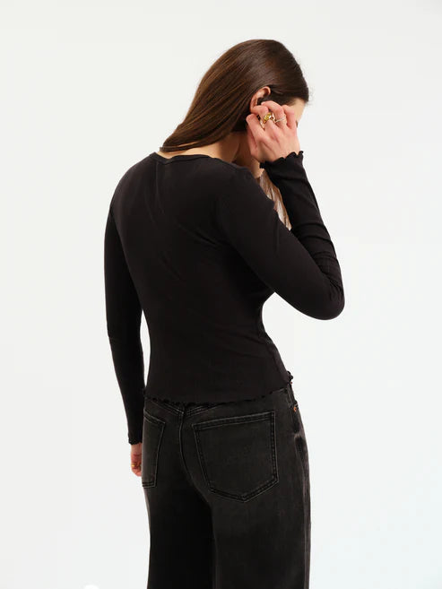 Bunny V-neck Henley