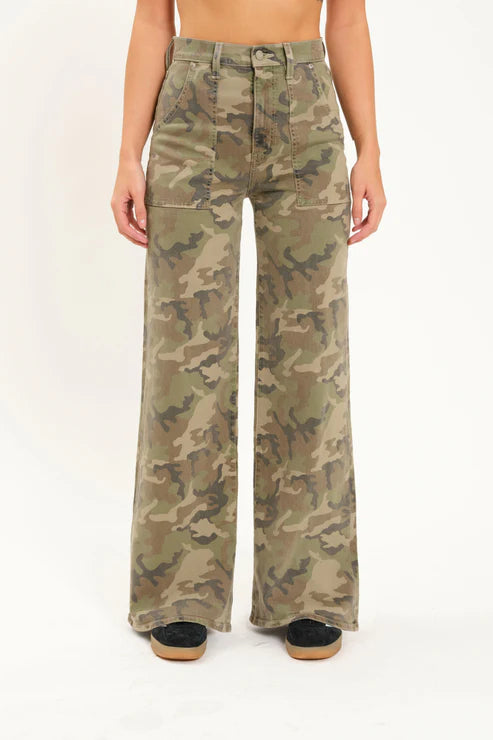 Camo Farout