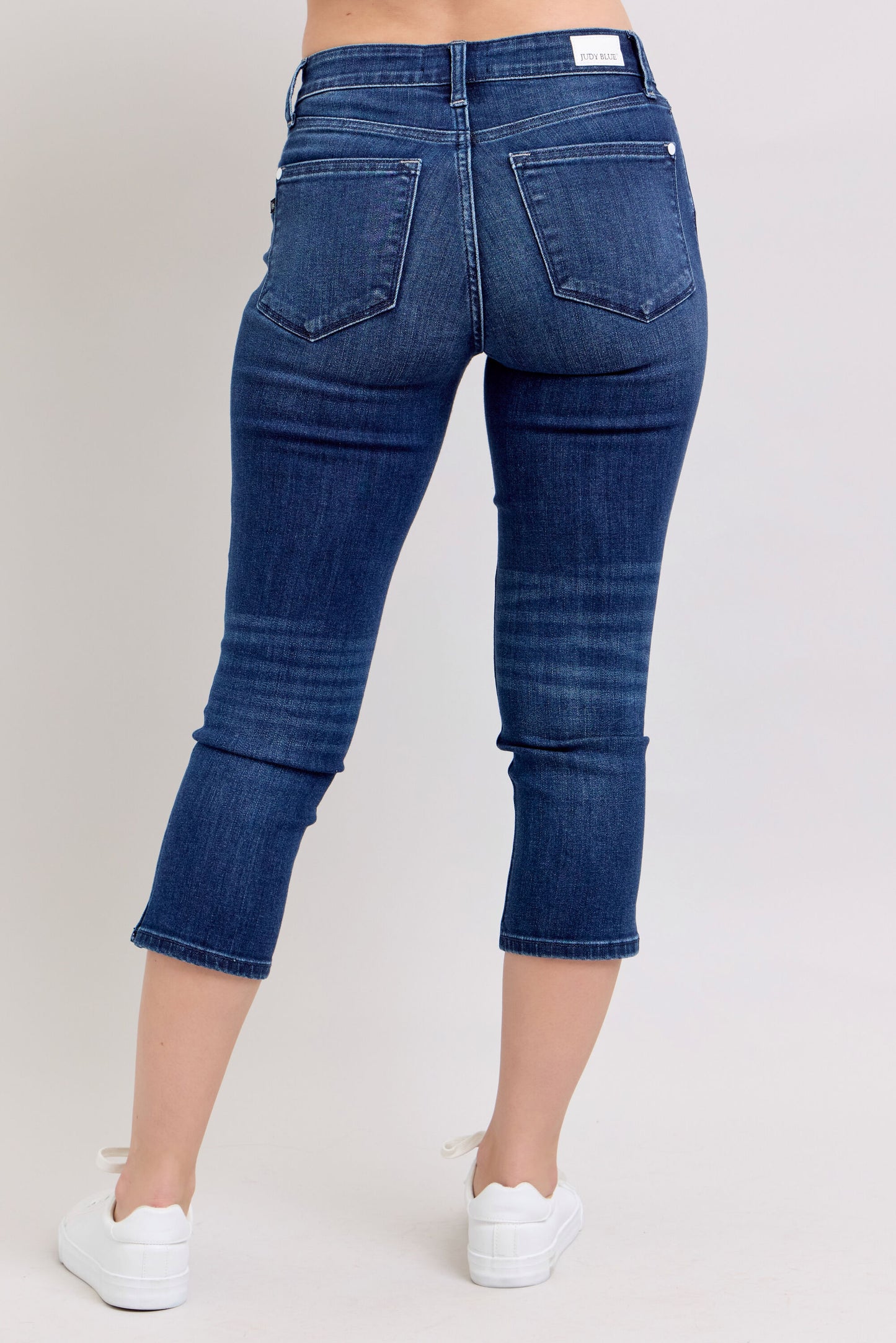 Dark Cuffed Capri