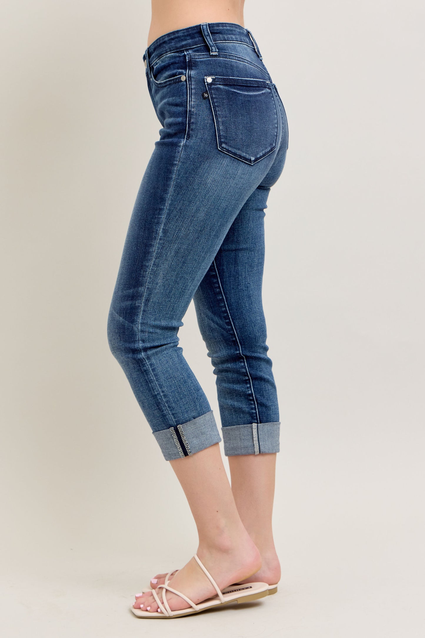 Dark Cuffed Capri