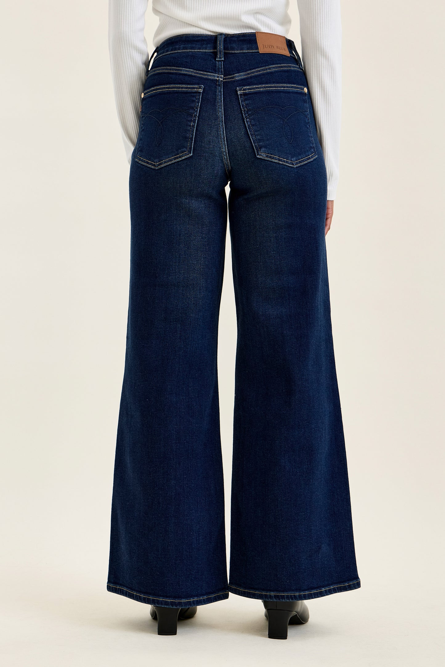 Lux Petite Wide