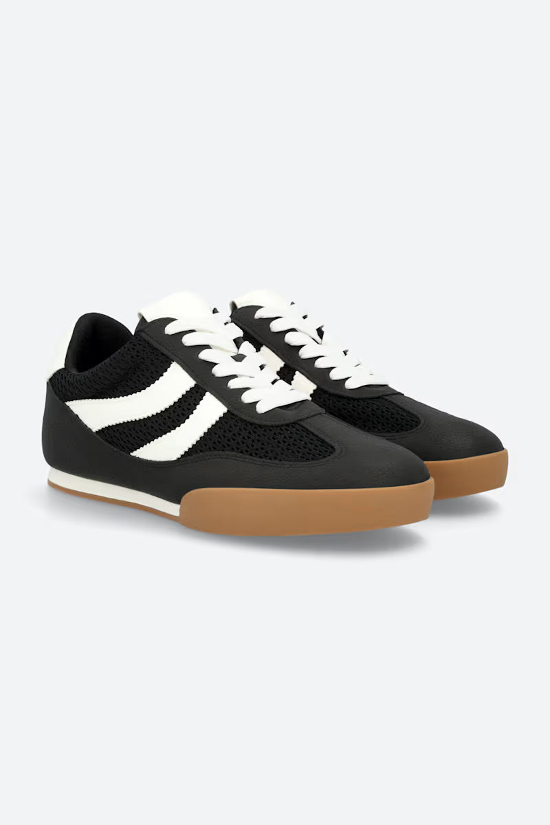 Maya Tennis Shoe